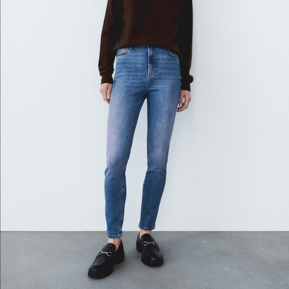Zara | 80’s High Rise Skinny Jeans - Picture 7 of 7